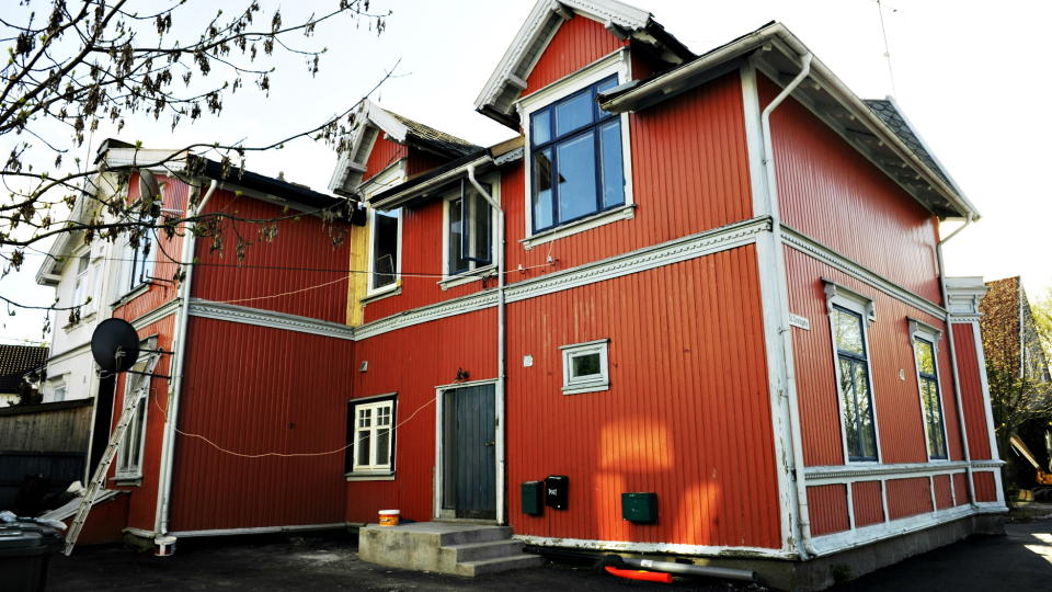 ST. CROIXGATE 11: 39-�ringen skal ha s�kt om falskt l�n p� rundt fire millioner kroner til byg�rden i Fredrikstad sentrum. Verdien skal ha steget fra 1,2 millioner kroner til 4,2 millioner kroner etter at bygget ble delt opp i fem leiligheter og solgt enkeltvis. Foto: John Terje Pedersen/Dagbladet