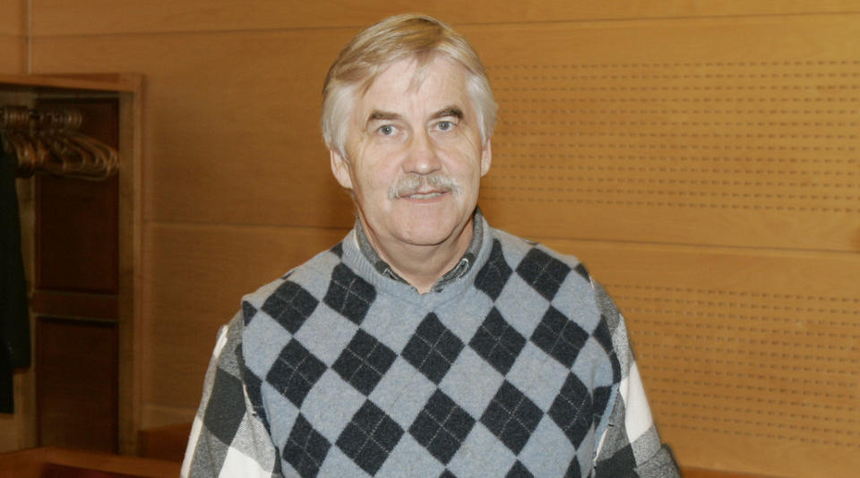 VEKKER OPPSIKT: Vigrid stiller i dag til skoledebatt i Drammen. Det vekker oppsikt at den nasjonalistiske organisasjonen er ventet i Drammenshallen. Her er Vigrid-leder Tore Wilhelm Tvedt. 
Foto: Terje Bendiskby / SCANPIX .