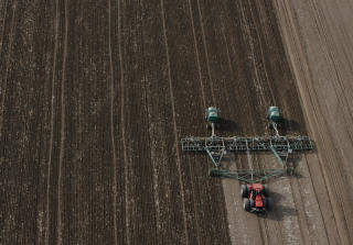 JORDBRUK: Det tar lang tid, i gjennomsnitt over 50 �r, f�r �kosystemene kan friskmeldes etter jordbruksaktivitet. Dette bildet er fra Australia. Foto: REUTERS/Daniel Munoz