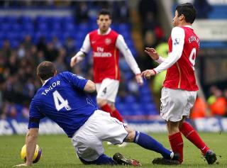UTSKJELT: Martin Taylor fikk mye pepper og tre kampers utestengelse etter taklingen som f�rte til at Arsenals Eduardo m�tte tilbringe et �r p� sidelinja.Foto: SCANPIX