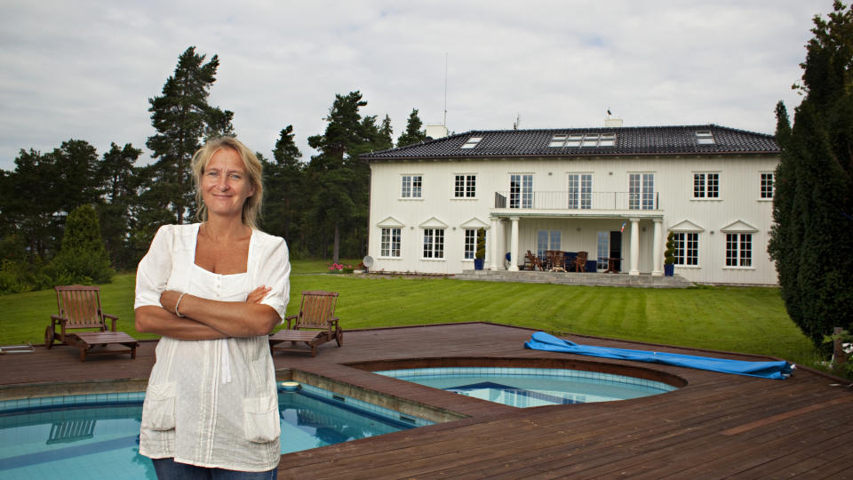 GR�NDERE: Lona Gamst og Trude Jensen har lang erfaring fra b�de privat og offentlig eldreomsorg. N� �nsker de � vise politikerne hvordan et fullgodt eldreomsorg burde organiseres. Foto: SIGURD FANDANGO