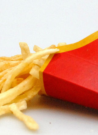 MUGGFRIE FRIES: McDonalds sier at de �serverer ut et produkt som er mer eller mindre sterilt, og har veldig lite fuktighet. Dermed ingen grobunn for mugg�.