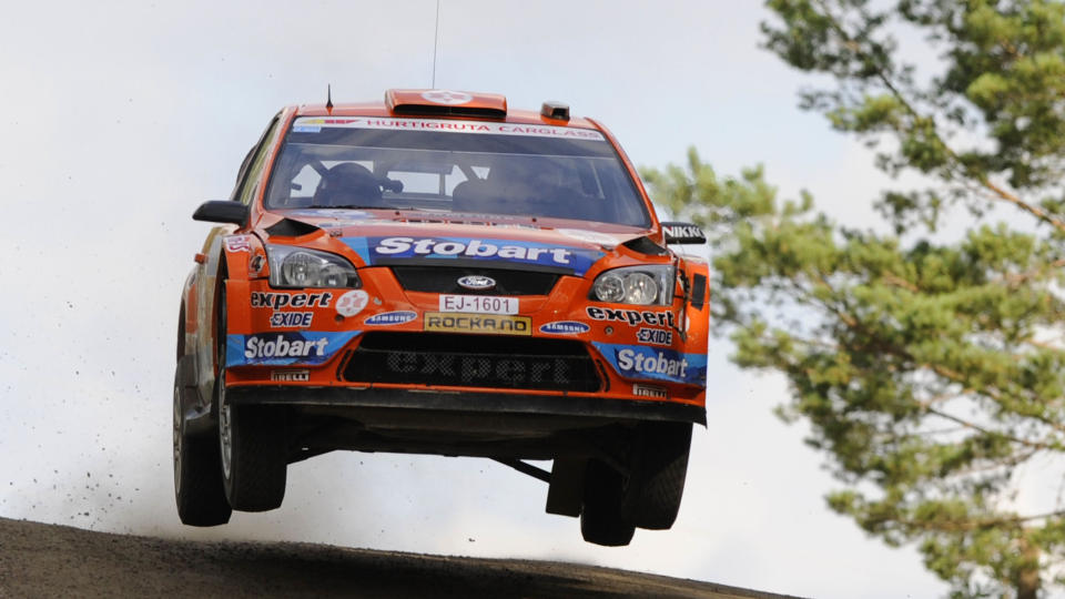 HELT I TOPPEN: Henning Solberg slo til med gode plasseringer p� de to f�rste pr�vene i Australia. Her under Rally Finland. Foto: AFP/OLIVIER MORIN