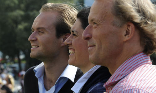 M�TER: Du m�ter de tre advokatene Nils Christian Nordhus (f.v.), Racha Maktabi og Frode Sulland i programmene. Foto: TV 2