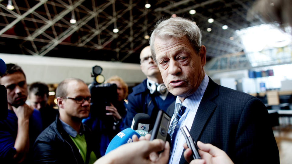 KRITISERES: Fotballpresident Sondre K�fjord m�tte i g�r ettermiddag svare p� kritiske sp�rsm�l om landslaget. N� f�r han igjen kritikk for prosessen rundt Karen Espelunds avgang. Foto: Kyrre Lien / SCANPIX