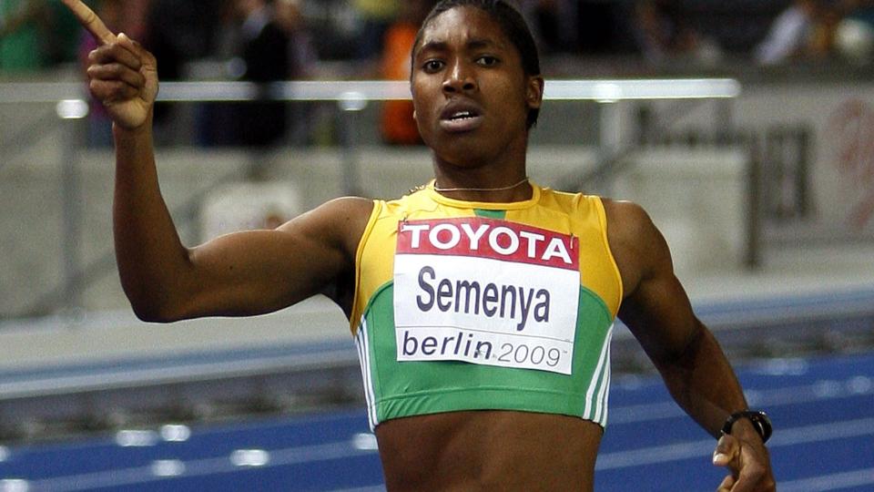 VERDENSMESTER: Caster Semenya tok VM-gull samme dag som IAAF offentliggjorde at 18-�ringen skal kj�nnstestes. Foto: EPA/RAINER JENSEN