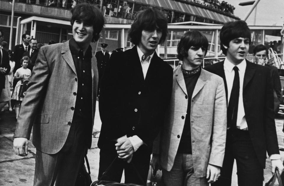 BEATLEMANIA OM IGJEN: I morgen slippes komplett Beatles-katalog i oppusset utgave - stykkvis og delt, og samlet opp i to gigantiske bokssett. I mono og stereo. Foto: Scanpix