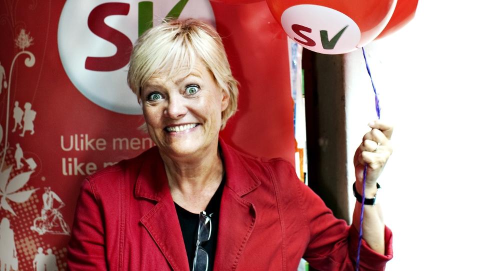 BER OM HJELP: Alle stemmer teller, og Kristin Halvorsen tar alle hun kan f�. SV-lederen synes godt SV-velgere kan gjenoppta kontakten med eksen de har pr�vd � fortrenge f�r valgdagen. Foto: Nina Hansen.