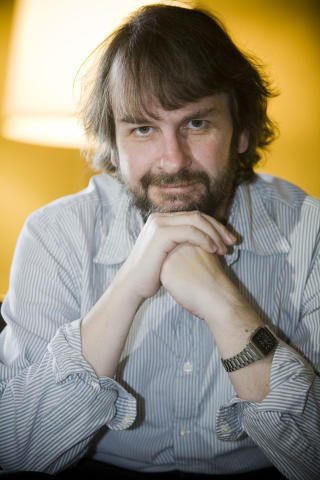 TRAVEL: Peter Jackson er klar med flere prosjekter. FOTO: AP Photo/Chris Park