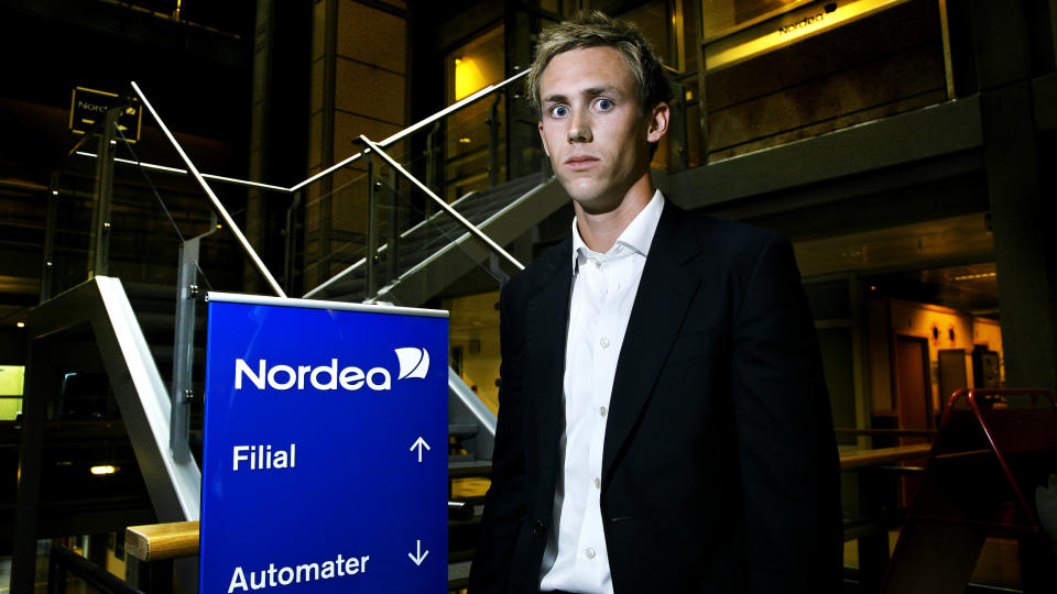 IKKE FORN�YD: Stian Bonnevie Arntzen, daglig leder i Juss-Buss, opplever at norske banker somler med utbetaling av depositum. Nordea er en av bankene de har opplevd problemer med. Banken kjenner seg ikke igjen i Juss-Buss' virkelighetsbeskrivelse. Foto: Steinar Buholm