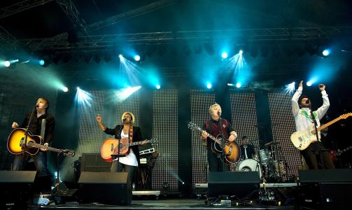  HAR SPILT FOR 100.000:  Lind, Nilsen, Fuentes og Holm har turnert Norge rundt med �Hallelujah - Vol. 2� i sommer. Foto: Anders Gr�nneberg