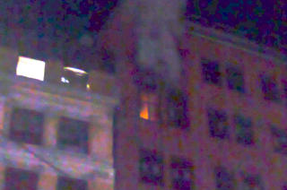 FLAMMER: I Storgata 23 i Oslo. Foto: Arna Vikanes S�rheim/Dagbladet