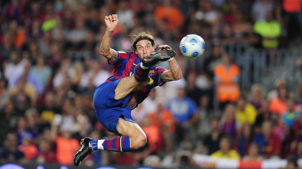 ZLATAN I SKUDDET: Zlatan Ibrahimovic har scoret to seriem�l p� to kamper, og f�tt en flying start p� Barcelona-karrieren. Foto: AP