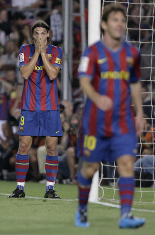 TRIVES: Zlatan Ibrahimovic sier det er en forn�yelse � spille med folk som Lionel Messi. Foto: AFP