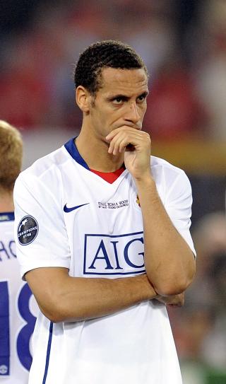 VIL REVANSJERE SEG: Manchester United-spilleren Rio Ferdinand tabbet seg ut mot Ukraina. Foto: Scanpix