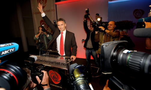 HYLLET: Fremskrittspartiets Petter N.Myhre mener Jens Stoltenberg og de r�dgr�nne utnytter valgsystemet. FOTO: Eirik Helland Urke / Dagbladet