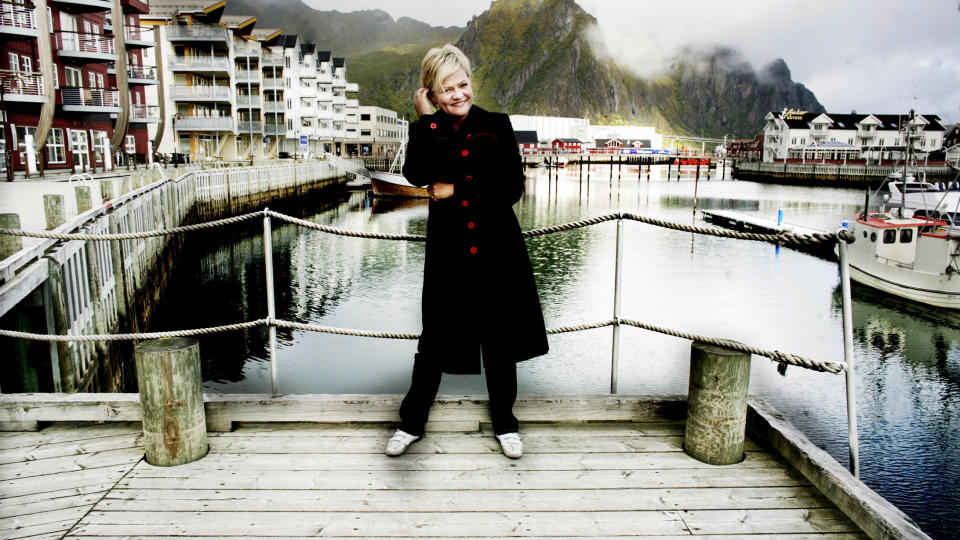 IDYLL:_Kristin Halvorsen og SV f�r gjennomslag for kravet om � verne Lofoten og Vester�len mot oljeboring. Her er SV-lederen p� valgm�te i Svolv�r under valgkampinnspurten. Foto: Linda N�sfeldt