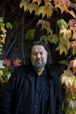 EN GAVE: - Bj�rn Eidsv�g er et godt eksempel p� en gjest som kommer til � gj�re inntrykk p� svenskene, mener Fredrik Skavlan.
Foto: Berit Roald / SCANPIX