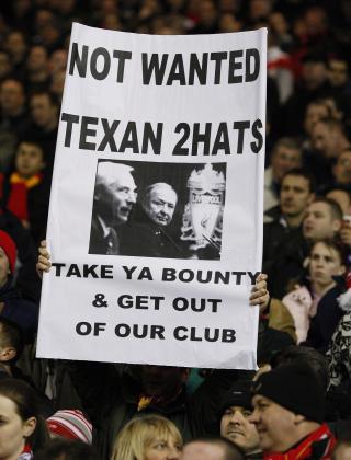 U�NSKET: Liverpool-fansen sier gjerne hva de mener om amerikanerne p� Anfield. Foto: REUTERS/Phil Noble