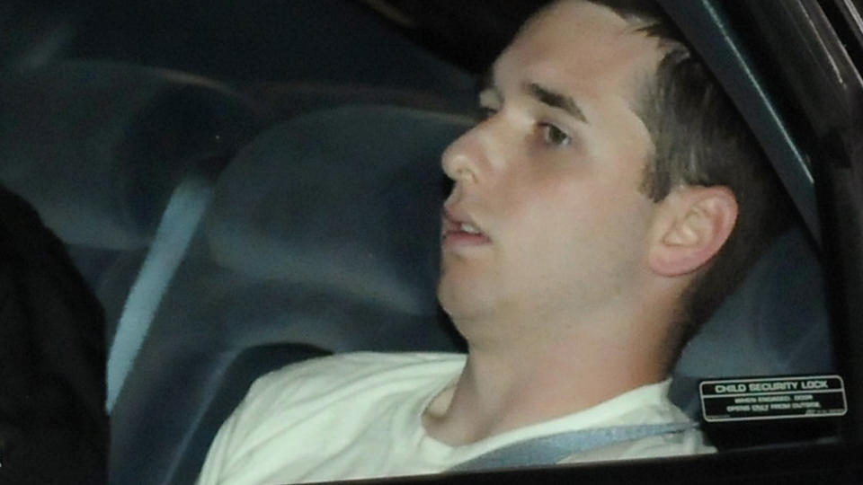 ARRESTERT:  Labteknikeren Raymond Clark Foto: AP Photo/The Hartford Courant, John Woike