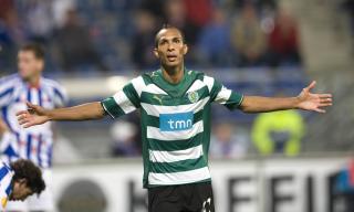 M�LFARLIG: Sporting-spiss Liedson tegnet seg for et hattrick i bortekampen mot Heerenveen.Foto: SCANPIX/REUTERS/Toussaint Kluiters/United Photos