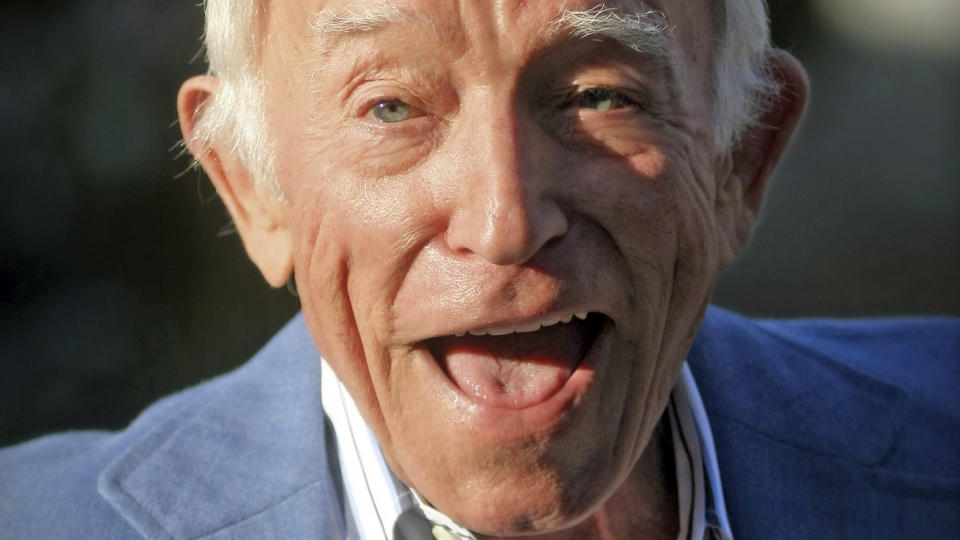 KJENT ANSIKT: Henry Gibson tok kunsternavn etter en norsk dramatiker, og skaffet seg en brukbar karriere i Hollywood.  FOTO: SCANPIX/AP