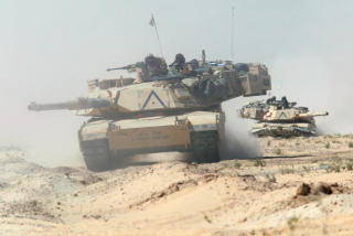 IRAK: Forfatteren jobbet blant annet som livvavkt for den danske ambassad�ren i Irak. Foto: Scanpix