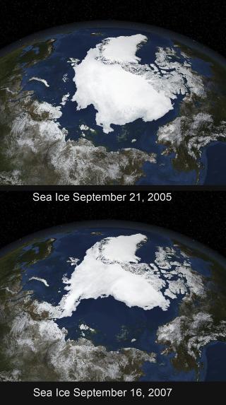KRISE�RET 2007: Bildene viser forskjellene i sommeris p� Arktis mellom 2005 og 2007, som er det verste bunn�ret siden m�lingene startet. Foto: REUTERS/NASA/Scanpix