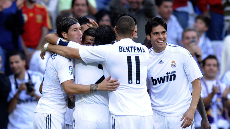 TOPPER TABELLEN: Real Madrid overkj�rte Xerez, og leder Primera division p� m�lforskjell foran erkerival Barcelona. Foto: Pierre-Philippe Marcou / AP.