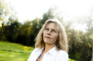 FORTVILER: I to �r har Simens s�ster, Pia Sparre Hellenes, bedt norske politimyndigheter informere henne om drapsetterforskningen. Hun venter fortsatt p� svar. Foto: H�kon Eikesdal / Dagbladet