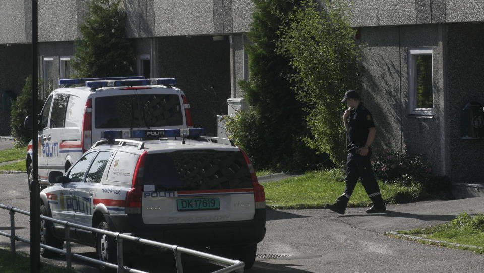 OVERFALT: En kvinne (49) ble i formiddag sl�tt med jernstang og frar�vet verdigjenstander i Ammurudhellinga i Oslo. Foto: Frank Evensen