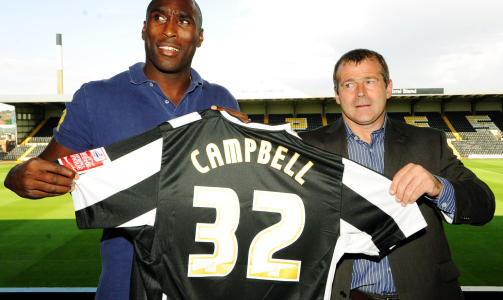 SKAPTE STOR OPPSTANDELSE: Mange m�tte gni seg i �ynene da Sol Campbell signerte for 4. divisjonsklubben Notts County. Med god grunn, skulle det vise seg. Foto: AP Photo/PA
