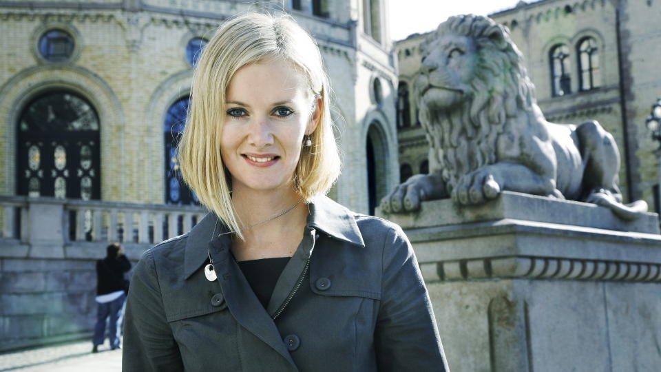 ADVARER: Nestleder Inger Lise Hansen i Kristelig Folkeparti oppfordrer eget parti om � ta grep for � framst� som et mer �pent parti. Hun sier leder Dagfinn H�ybr�ten m� legge til rette for en tydeligere debatt internt. 
FOTO: STEINAR BUHOLM