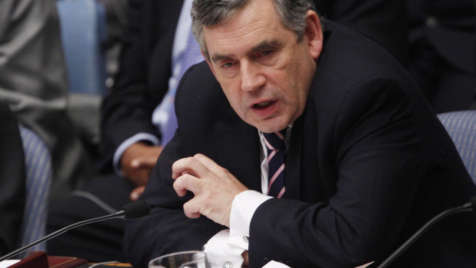 RAMMET AV AVSL�RING: Gordon Brown og en lang rekke britiske politikere ble avsl�rt av The Daily Telegraph. Foto: AP/Charles Dharapak/Scanpix