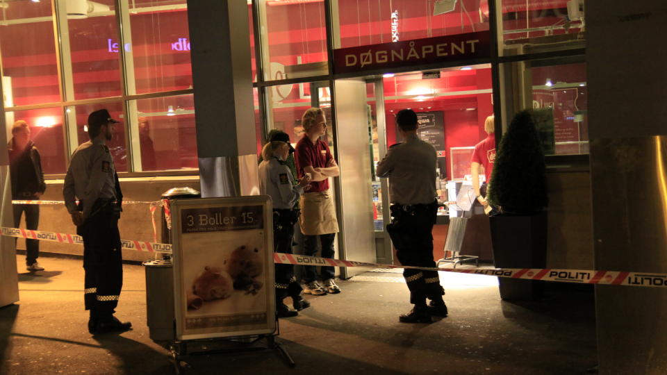 RANET: Deli de Luca p� Holbergs plass ble i natt ranet. Foto: Espen Hovde