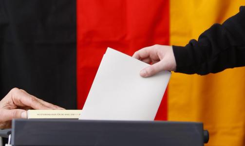 TYSK VALG: I dag er det valg i Tyskland, som er Europas st�rste �konomi. Likevel fremkaller det viktige valget bare et gjesp. Foto: SCANPIX