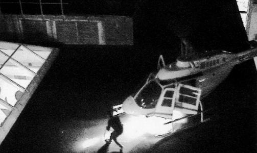 PILOT P�GREPET: Mannen som p� oppsiktsvekkende vis satt bak spakene p� ranshelikopteret skal v�re blant de p�grepne. Foto: EXPRESSEN