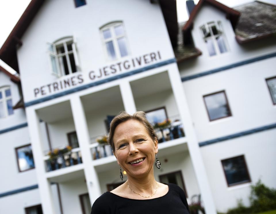 Velkommen: Kirsti har drevet Petrines Gjestgiveri siden 1995. Hun er glad for hver eneste gjest.