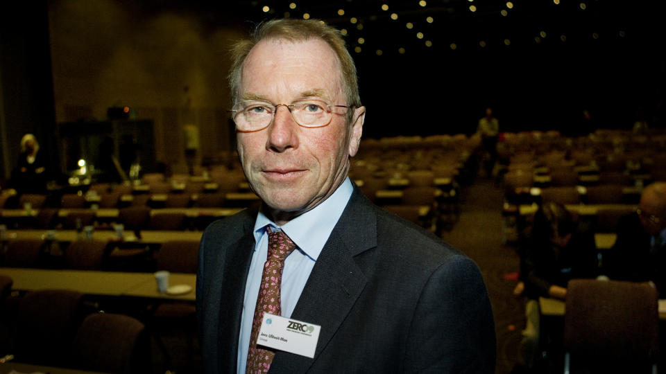  SATSER VIDERE LIKEVEL:  Investor og konsernsjef i Umoe, Jens Ulltveit-Moe, har r�d til � vente p� bedre tider for fornybarbransjen. Han satser i utlandet. Foto: Jon-Michael Josefsen/ SCANPIX.
Foto: Jon-Michael Josefsen / Scanpix