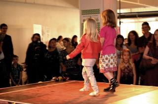  IKKE FIKSERT P� UTSEENDE:  Angela Weihs tror ikke det er skadelig for barn � starte en modellkarriere i fire�rsalderen. Foto: Cute Kids