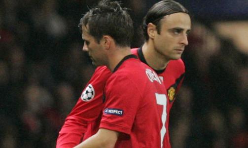 SKADD IGJEN: Michael Owen m�tte erstattes av Dimitar Berbatov etter 20 minutter. Foto: Lee Sanders, EPA/Scanpix