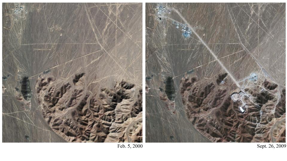 ATOMANLEGG?: Disse to satelittbildene, tatt med over ni �rs mellomrom, viser omr�det der Iran angivelig skal ha startet sitt andre atomanlegg. Det er ikke endelig klarlagt om anlegget faktisk ligger her.  Foto: AP Photo/GeoEye Satellite Image/IHS Jane's Analysis/Scanpix