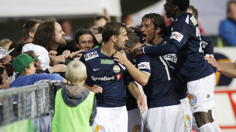 OVERKJ�RTE GLIMT: Str�msgodset scoret tre m�l mot bunnkollega Glimt, og tok med det et langt skritt mot fornyet Tippeligakontrakt. Foto: Terje Bendiksby / Scanpix .