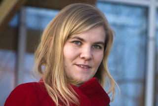 UTFORDRER AP: Bellonas fagr�dgiver for petroleum, Elisabeth S�ther mener Arbeiderpartiet vil g� i mot oljevirksomhet i Lofoten. Foto: Jan-Morten Bj�rnbakk / SCANPIX