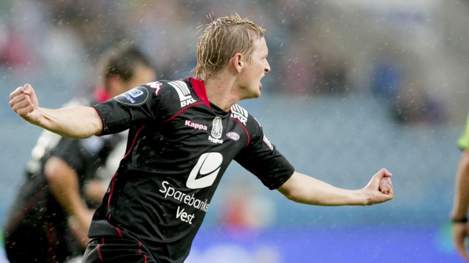 SCORET IGJEN: Erik Huseklepp er oppe i 15 scoringer i Tippeligaen denne sesongen. I kveld scoret han det f�rste og la opp til det andre da Brann vant 2-0 p� Alfheim. 
Foto: Stian Lysberg Solum / SCANPIX