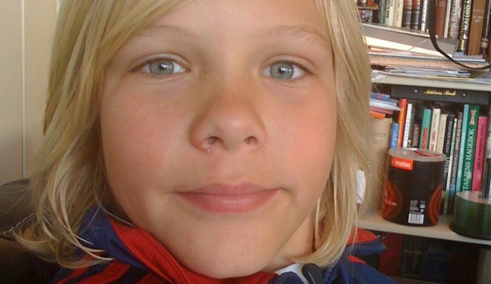 FIKK IKKE V�RE MED: Dennis Thorkildsen (11) hadde v�rt i Stavanger for � bes�ke onkel og skulle hjem igjen til sin mor i Bamble, da han ikke fikk v�re med flyet. MMS-foto: Privat