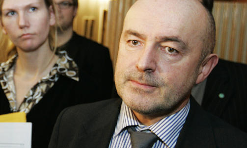 SLAKTER BORGEN: Forsvarspolitisk talsmann Ivar Kristiansen (H) mener Erling Borgen opptrer som politiker og ikke journalist. Foto: Knut Falch / SCANPIX