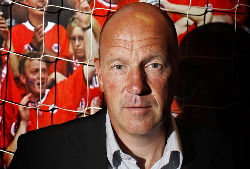 BRUKTE TID: Nils Johan Semb brukte god tid til � tenke gjennom tilbudet fra NFF. Foto: HANS ARNE VEDLOG