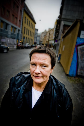 SKANDALE:- Dette er en skandale. Regjeringens behandling av mindreårige asylsøkere er forskrekkelig, sier leder for Fellesorganisasjonen (FO), Randi Reese, til Dagbladet. Foto: HÅKON EIKESDAL SKANDALE:- Dette er en skandale. Regjeringens behandling av mindreårige asylsøkere er forskrekkelig, sier leder for Fellesorganisasjonen (FO), Randi Reese, til Dagbladet. Foto: HÅKON EIKESDAL