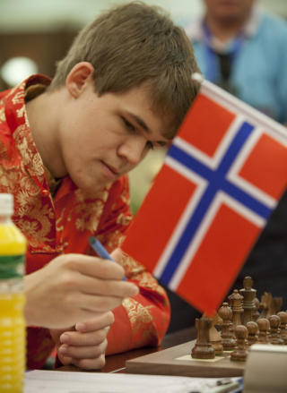 VANT I KINA: I natt ble Magnus Carlsen historisk, han er den yngste som har kommet seg over 2800 rankingpoeng.